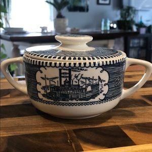 Currier & Ives Sugar bowl with lid